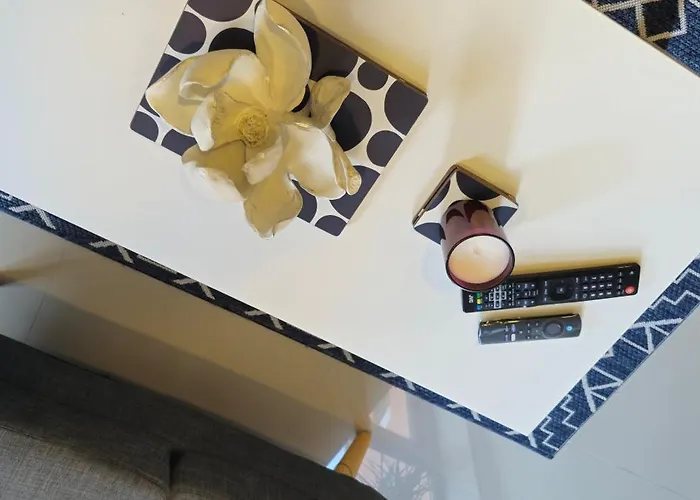 Mpl Ensuites With Kitchenettes - - Netflix & Wifi- First Direct & 02 Arena- Lgi Hospital & Uni 5 Mins 招待所 3*