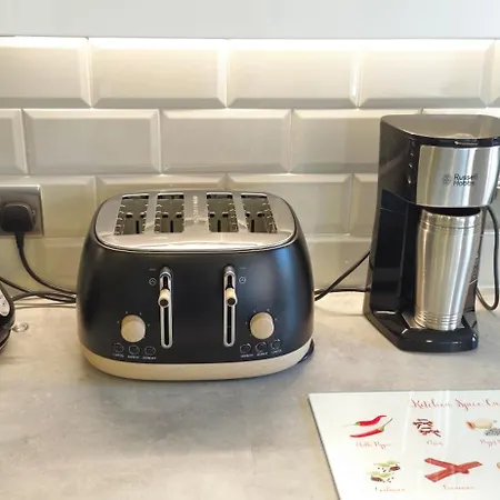 Mpl Ensuites With Kitchenettes - - Netflix & Wifi- First Direct & 02 Arena- Lgi Hospital & Uni 5 Mins 3* ليدز